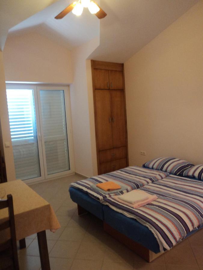סבטי פיליפ אי ג'קוב Apartments Delfini מראה חיצוני תמונה