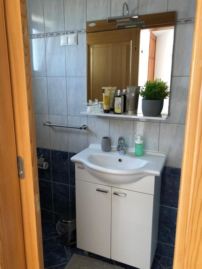 סבטי פיליפ אי ג'קוב Apartments Delfini מראה חיצוני תמונה