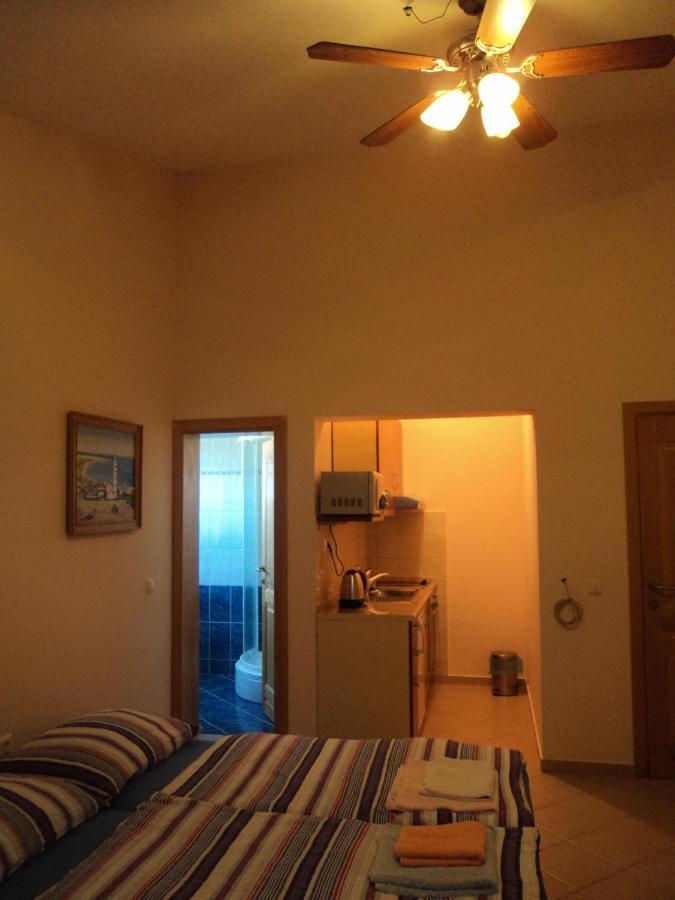 סבטי פיליפ אי ג'קוב Apartments Delfini מראה חיצוני תמונה
